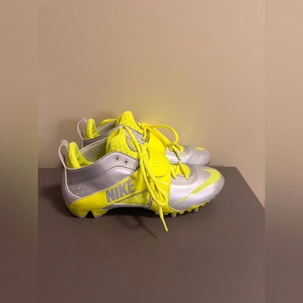 Nike | Shoes | Mens Nike Huarache 3 Lacrosse Cleats | Poshmark display picture 1